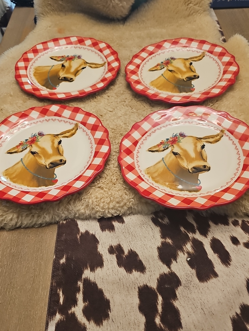 The Pioneer Woman Red Gingham Cow STONEWARE Dinner Plates - Set of 4